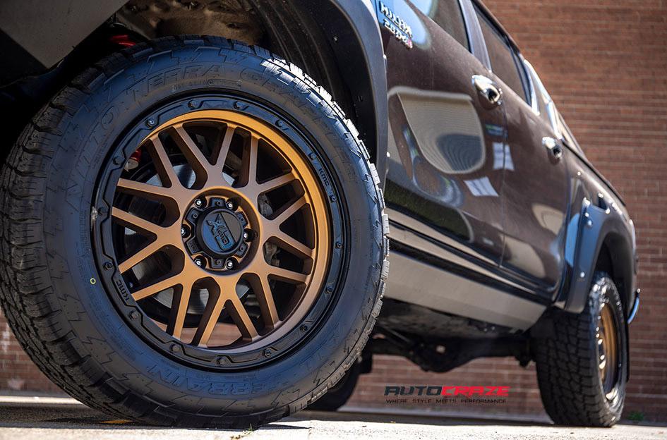 TOYOTA HILUX 4WD GRENADE OR MATTE BRONZE WITH MATTE BLACK LIP